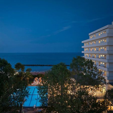Serena Majestic Hotel Montesilvano Marina エクステリア 写真