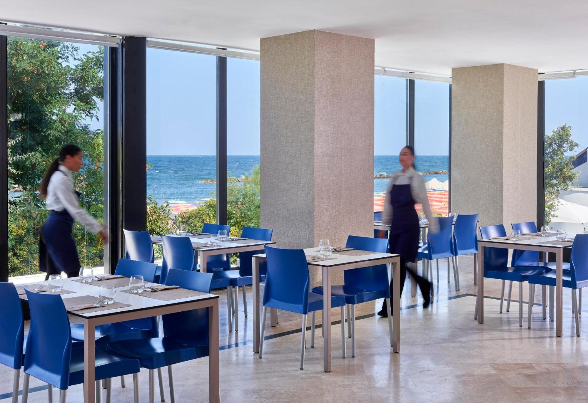 Serena Majestic Hotel Montesilvano Marina エクステリア 写真